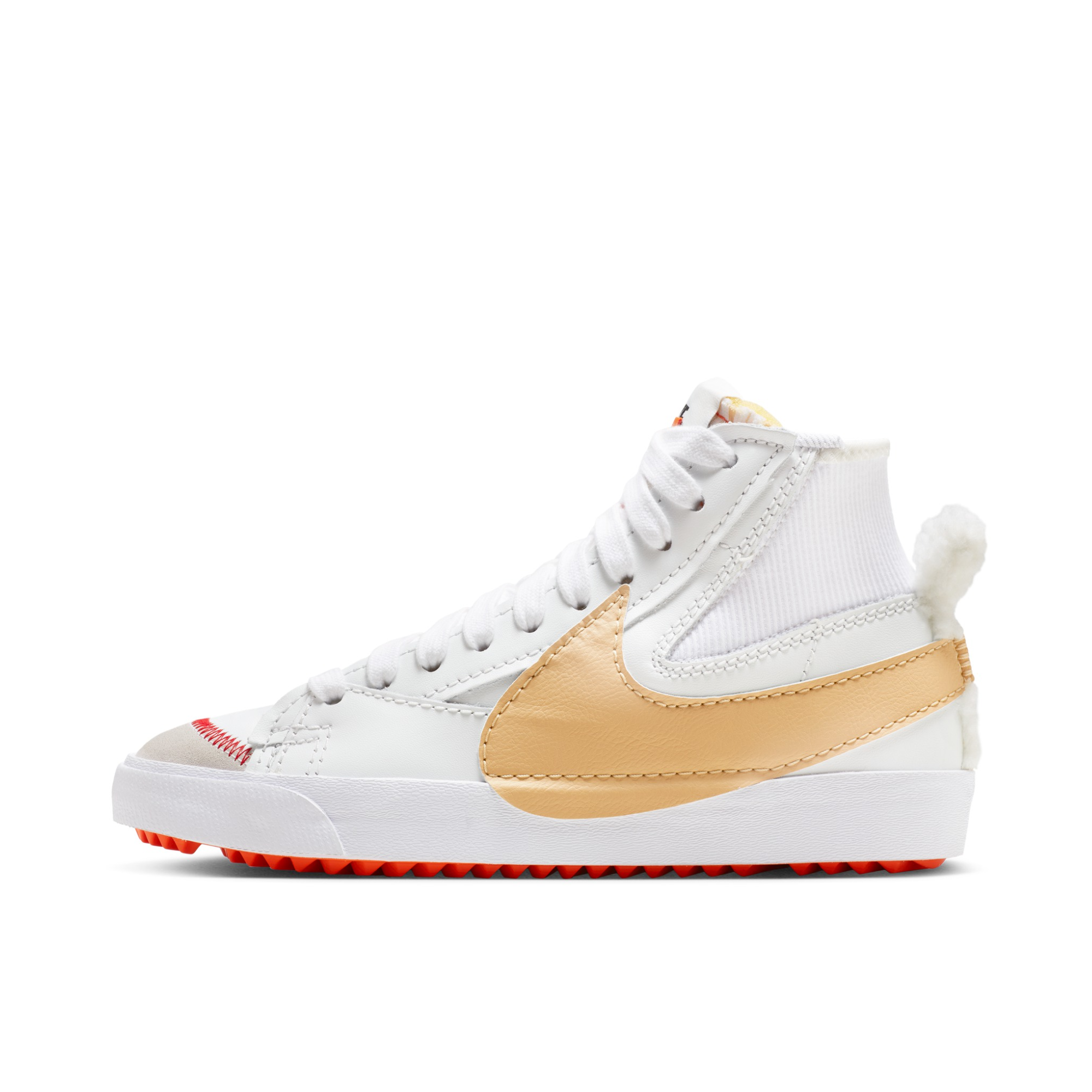 推荐商品：Nike Blazer 板鞋 经典复古防滑舒适百搭 中帮/山峰白/芝麻棕