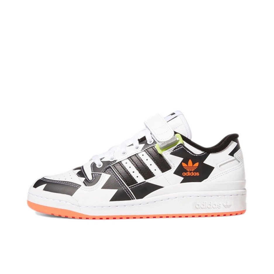 推荐商品：adidas Originals Forum 板鞋 轻便复古防滑时尚魔术贴篮球风薄底包裹性 白色/黑色/橙色
