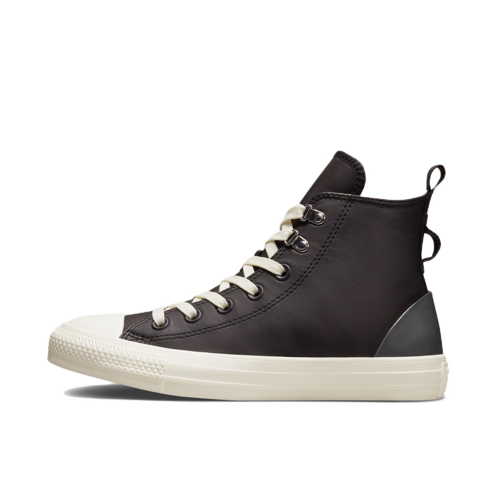 推荐商品：Converse/匡威 Chuck Taylor All Star 帆布鞋 常青款轻便防滑耐磨百搭复古圆头减震贴合高帮 黑白/皮面