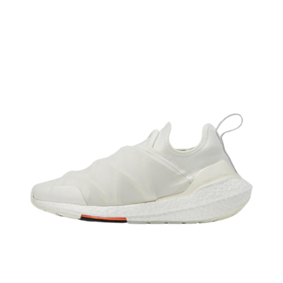 推荐商品：Y-3 UltraBOOST 22 运动休闲鞋 缓震耐磨圆头防滑 白色