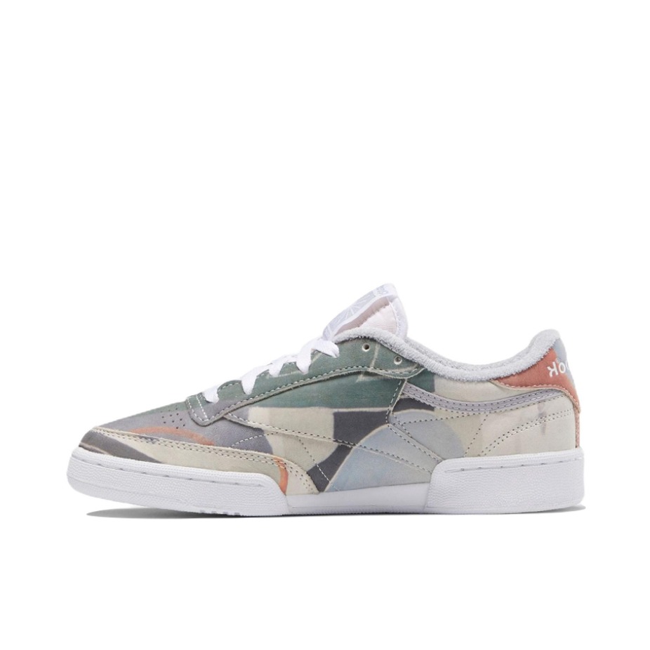推荐商品：Reebok/锐步 Club C 85 经典复古 防滑耐磨 防水 运动 脏脏鞋 板鞋 EAMES联名/绿色/米色/浅蓝色