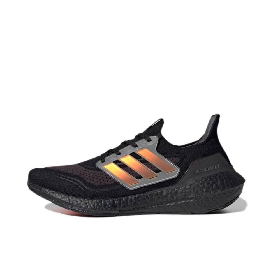 推荐商品：adidas UltraBoost 21 跑鞋 经典透气缓震织物防滑支撑防水马拉松抗扭转回弹圆头 炭黑/橙黄