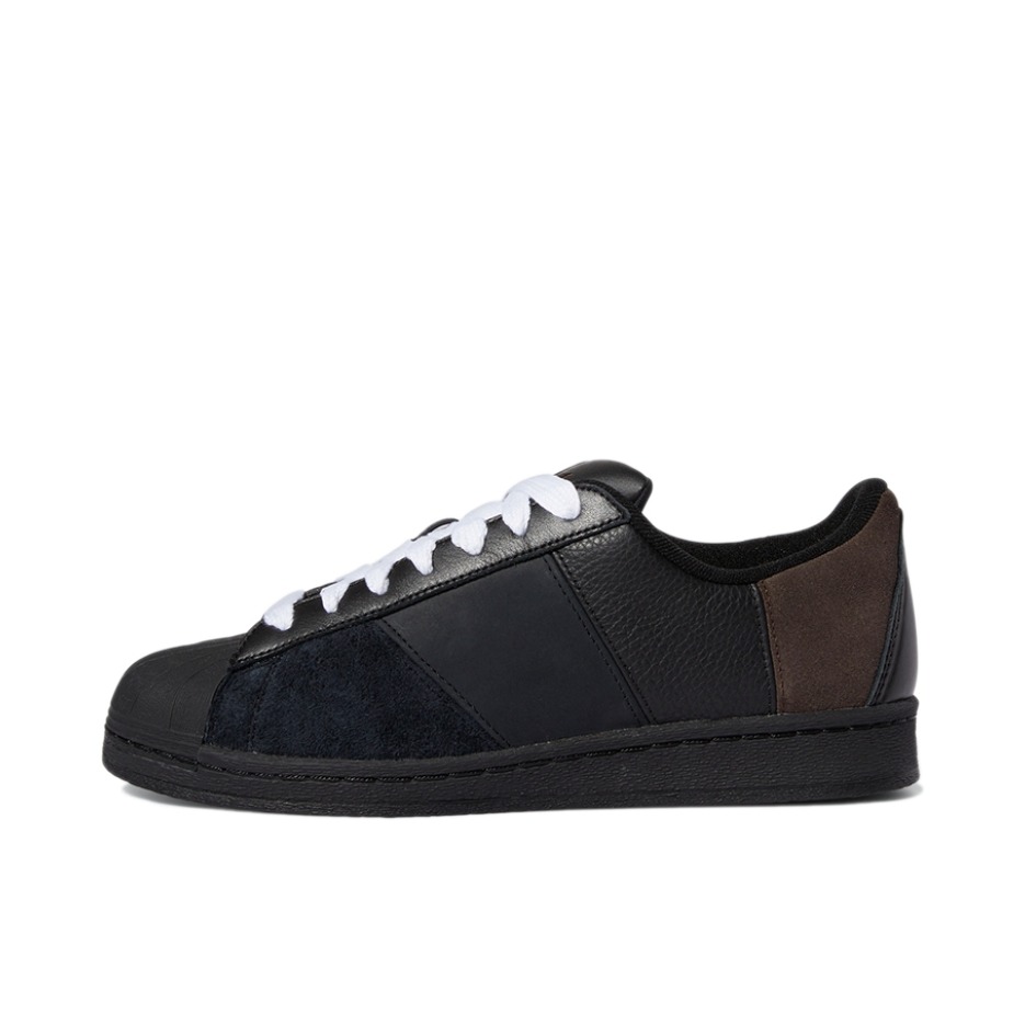 推荐商品：adidas Originals Superstar 82 板鞋 轻便简约复古贝壳头防滑防水贴合 黑色