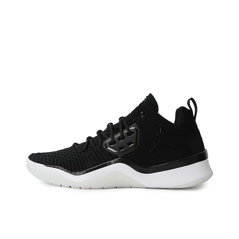 推荐商品：Jordan DNA LX 运动休闲鞋 耐磨减震 Black White 黑色/白色