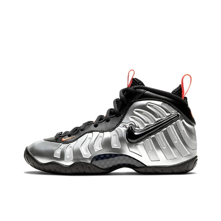 推荐商品：Nike/耐克 Air Foamposite Pro 篮球鞋 喷泡防滑耐磨复古运动中帮 GS/银色/黑色/橙色