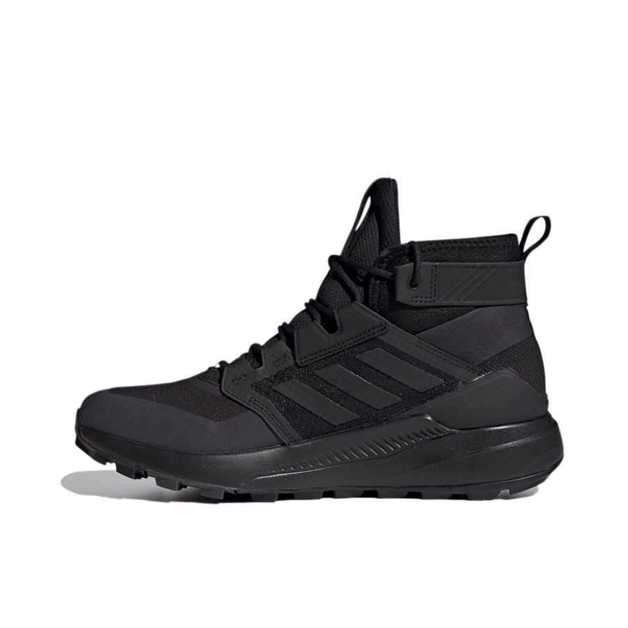 推荐商品：adidas Terrex Trailmaker 2020 防滑耐磨 户外休闲鞋 Pharrell Williams联名/黑色