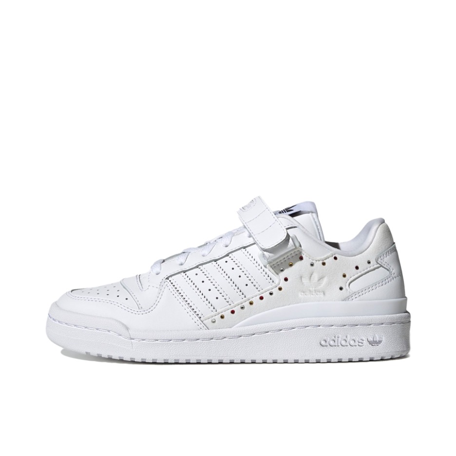 推荐商品：adidas Originals Forum 板鞋 轻便复古防滑时尚魔术贴篮球风薄底包裹性 女款/白色