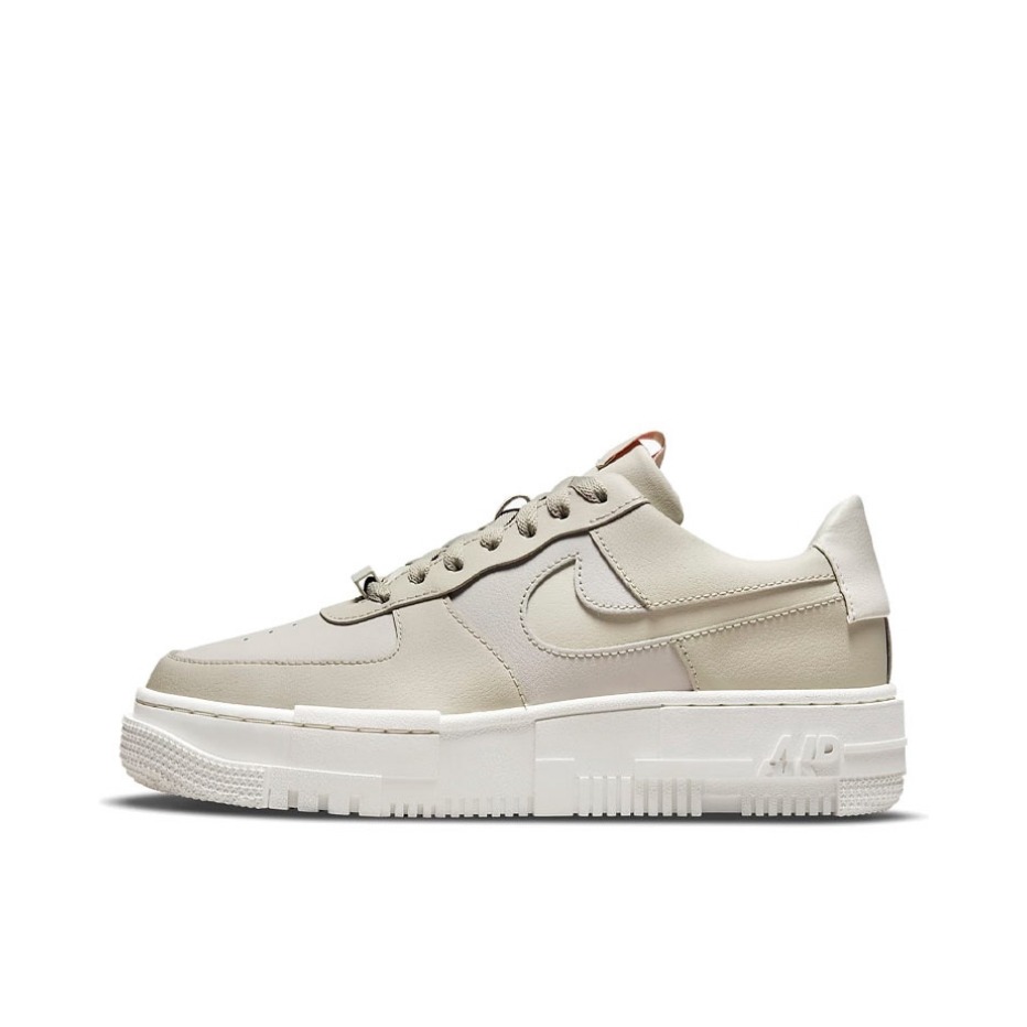推荐商品：Nike Air Force 1 空军一号 板鞋 轻便舒适百搭耐磨防滑复古 低帮/浅褐色