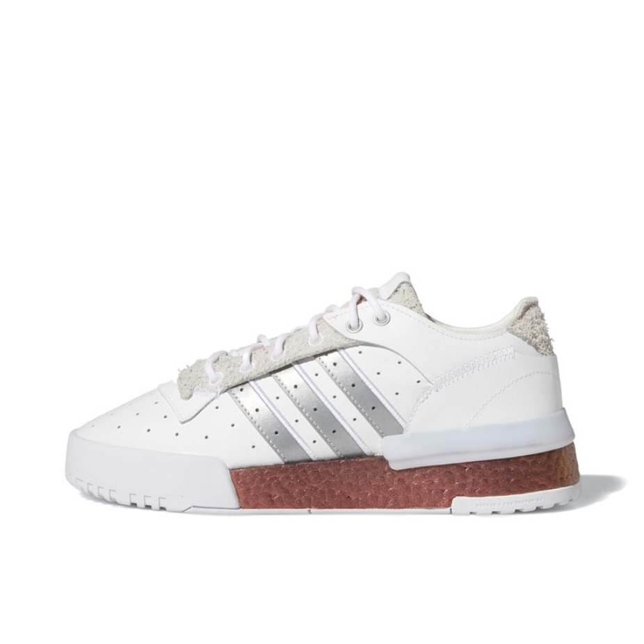 推荐商品：adidas Originals Rivalry RM 防滑耐磨 减震透气 舒适轻便 复古百搭 休闲鞋 白色/银色