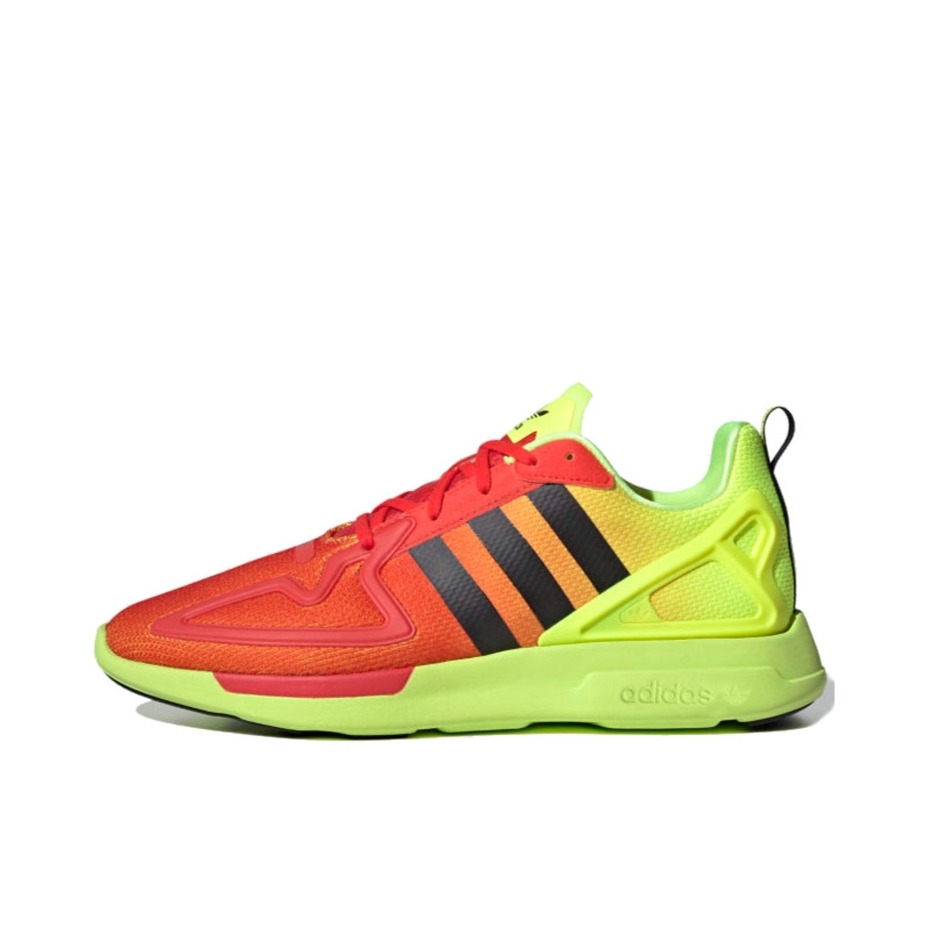 推荐商品：adidas Originals ZX 2K Flux 防滑耐磨 网面透气 织物 百搭潮流 跑鞋 红色/黑色/黄色