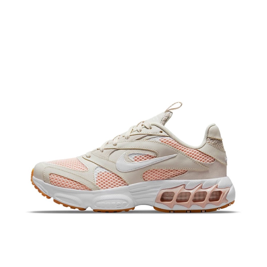 推荐商品：Nike Zoom Air Fire 跑鞋 复古气垫缓震运动休闲透气回弹舒适耐磨织物合成革拼接 粉色/杏色/白色
