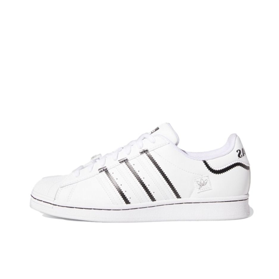 推荐商品：【宋雨琦同款】 adidas Originals Superstar 板鞋 轻便贝壳头薄底舒适百搭耐磨复古 白色/花边