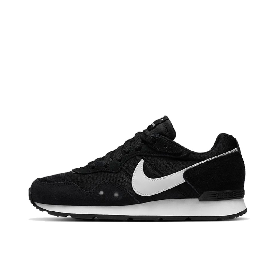 推荐商品：Nike Venture Runner 跑鞋 复古舒适百搭防滑耐磨缓震回弹轻便透气织物合成革圆头 女款/黑色/白色