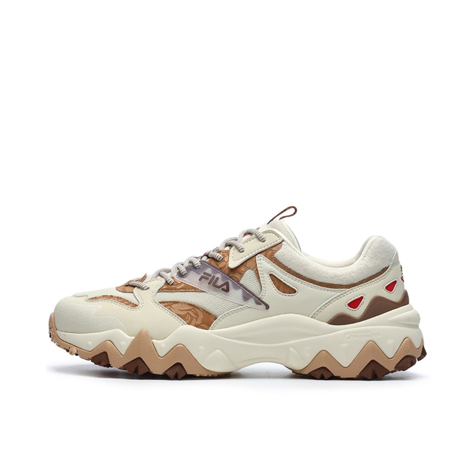 推荐商品：FILA/斐乐 Oakmont 织物 时尚 潮流复古 防滑耐磨 减震透气 舒适 加绒 合成革 运动 休闲鞋 情人节限定/提拉米苏/云端/印度棕