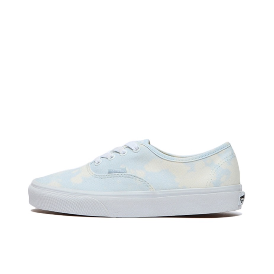 推荐商品：Vans/范斯 Authentic 潮流休闲 轻便舒适 防滑耐磨 百搭运动 复古 板鞋 淡蓝/米白