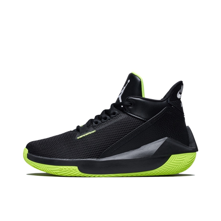 推荐商品：Air Jordan 2 x3 PF 篮球鞋 前掌zoom air耐磨网布复古包裹性防滑减震回弹 黑色/白色/荧光黄