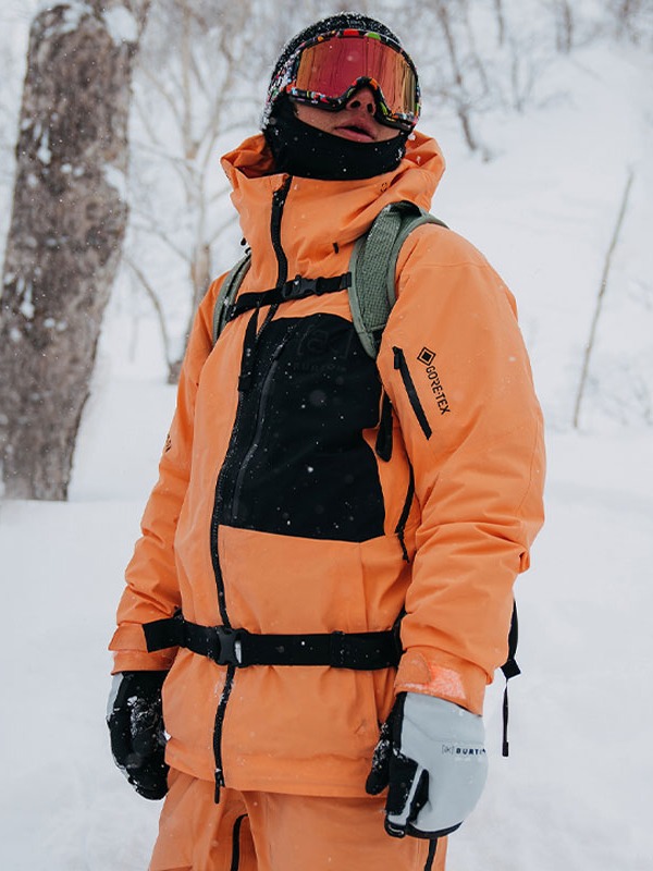 推荐商品：【张佳宁同款】Burton AK CYCLIC系列Gore-Tex 2L防泼水字母印花连帽拉链长袖单板滑雪服 100021 橙