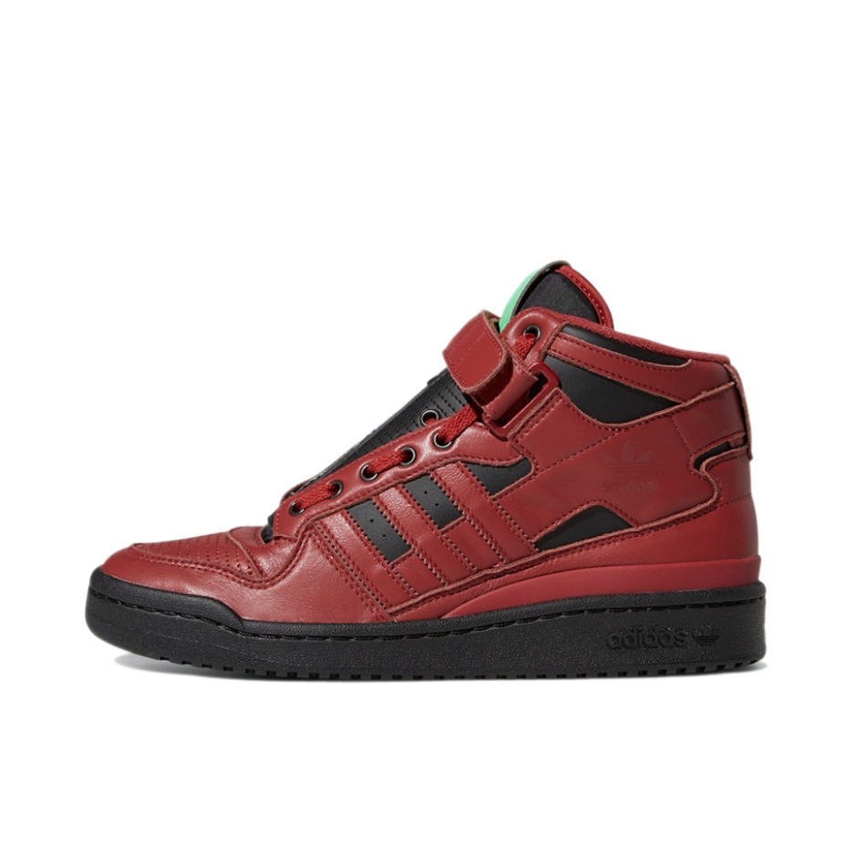 推荐商品：adidas Originals Forum 板鞋 轻便复古防滑时尚魔术贴篮球风薄底包裹性 MARVEL联名/红色/黑色