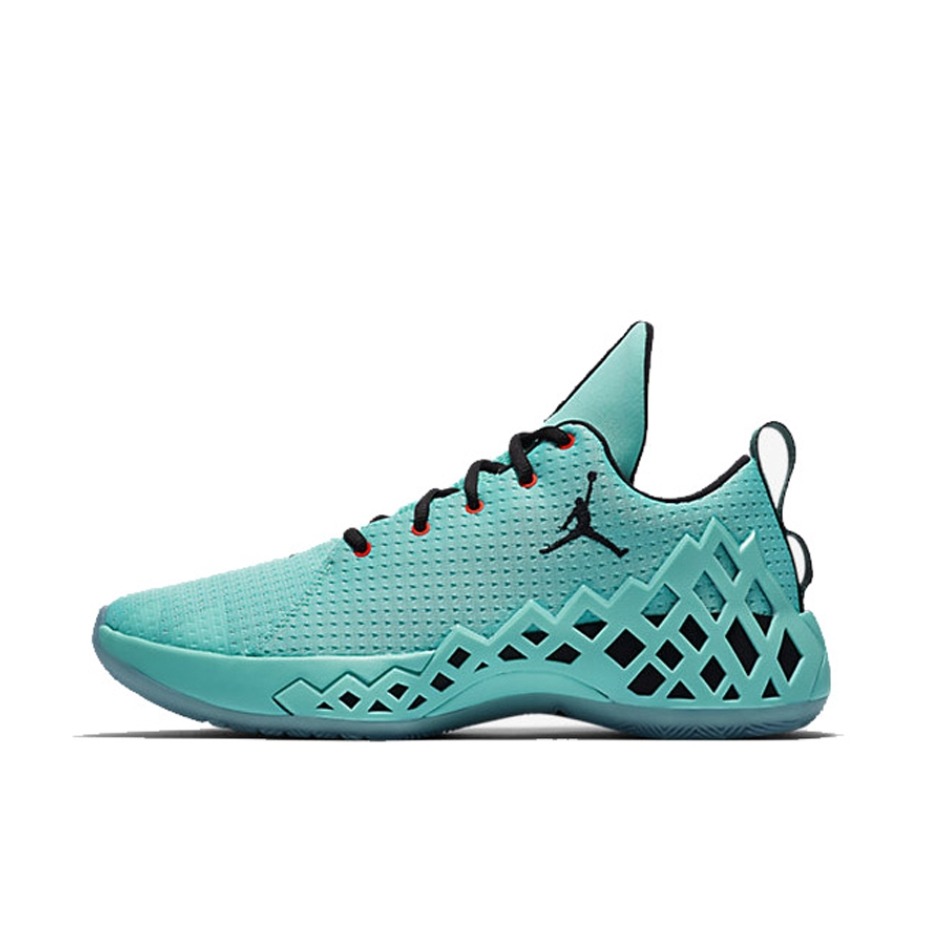 推荐商品：Jordan Jumpman Diamond 篮球鞋 耐磨防滑回弹缓震实战 MediumAquamarine 薄荷绿