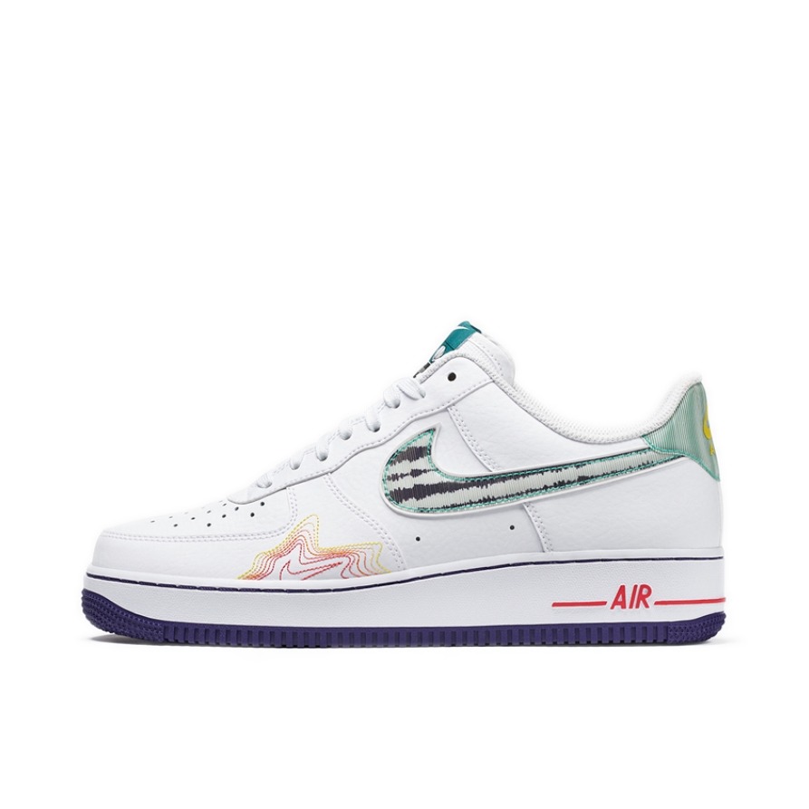 推荐商品：Nike Air Force 1 空军一号 板鞋 轻便舒适百搭耐磨防滑复古 De’Aaron Fox x Brittney Griner 音浪