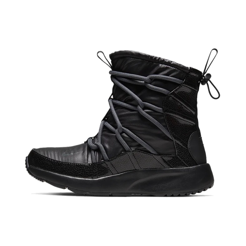 推荐商品：Nike Tanjun 跑鞋 舒适轻便网面透气缓震耐磨复古百搭慢跑低帮圆头 Black 加绒/黑色/绑带