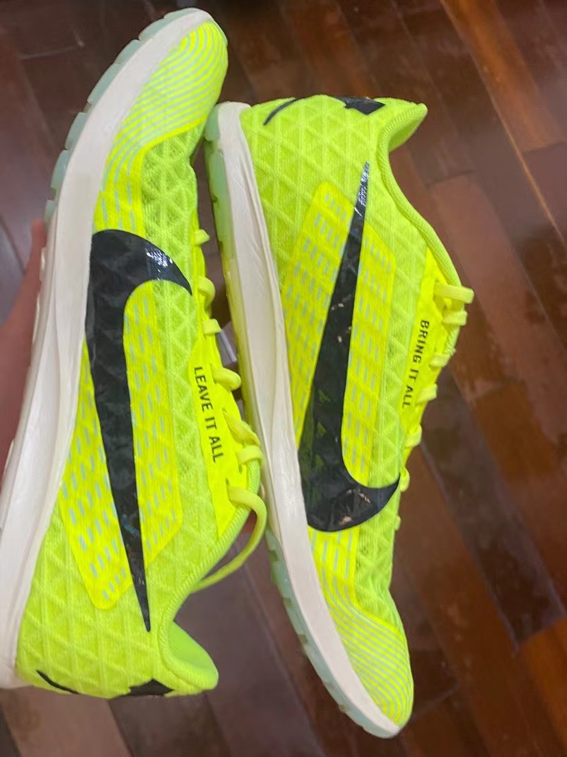 Nike Zoom Rival Waffle 5荧光绿/黑色