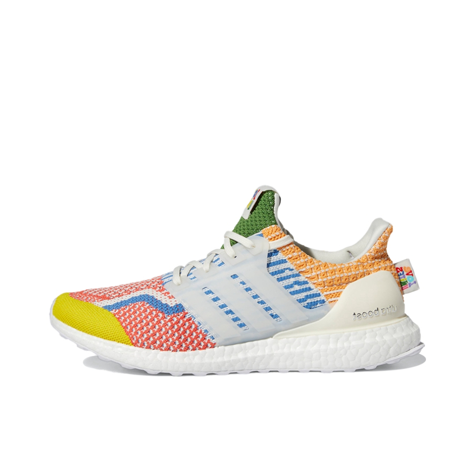 推荐商品：adidas Ultraboost 5.0 DNA 跑鞋 缓震织物防滑减震支撑抗扭转轻运动平跟 Pride 米白/黄色/绿色