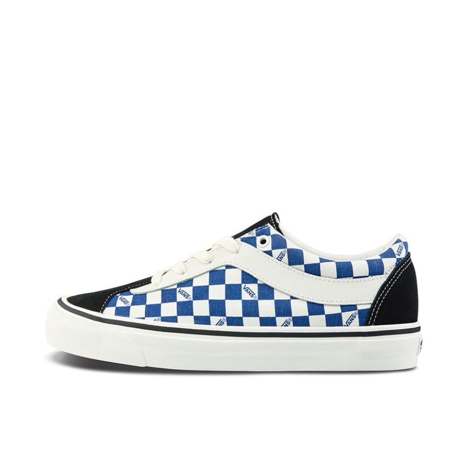 推荐商品：Vans/范斯 Bold Ni 板鞋 复古拼接经典舒适休闲防滑耐磨 棋盘格/黑色/蓝色/白色