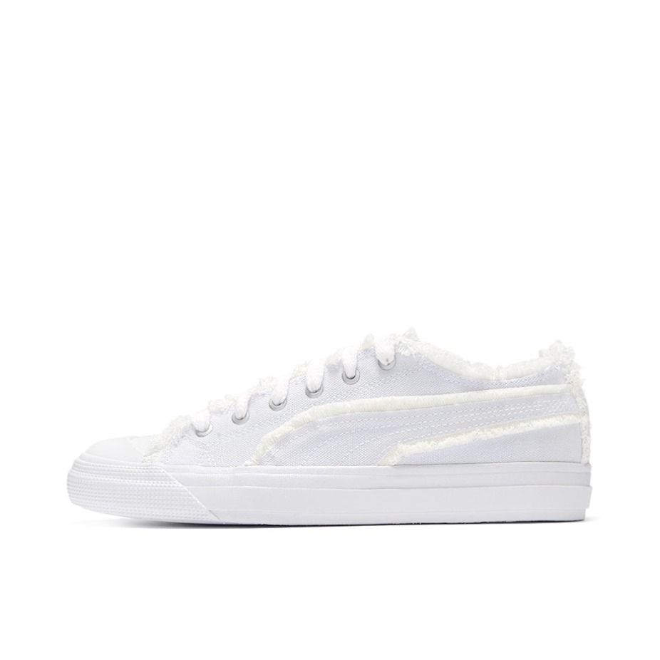 推荐商品：Puma/彪马 Capri 板鞋 复古百搭舒适轻便防滑耐磨 白色/翻毛皮