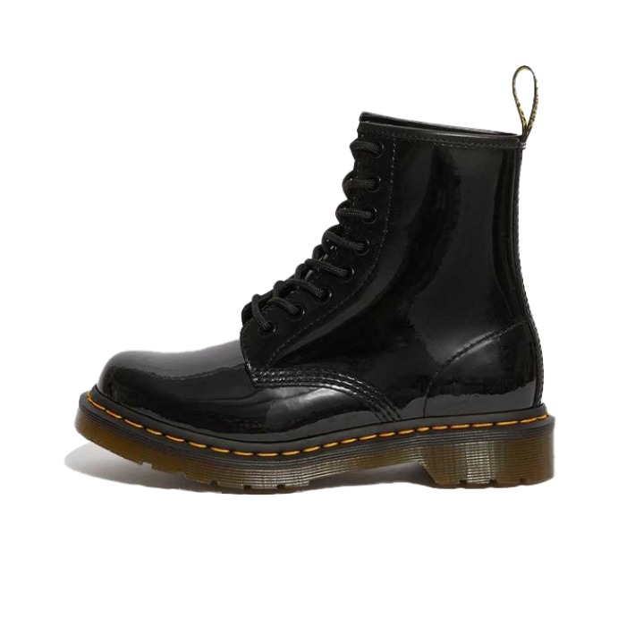 推荐商品：Dr.Martens 马汀博士 1460 英伦风 复古时尚 软皮光面 舒适保暖 百搭休闲 马丁靴 镜面皮/黑色