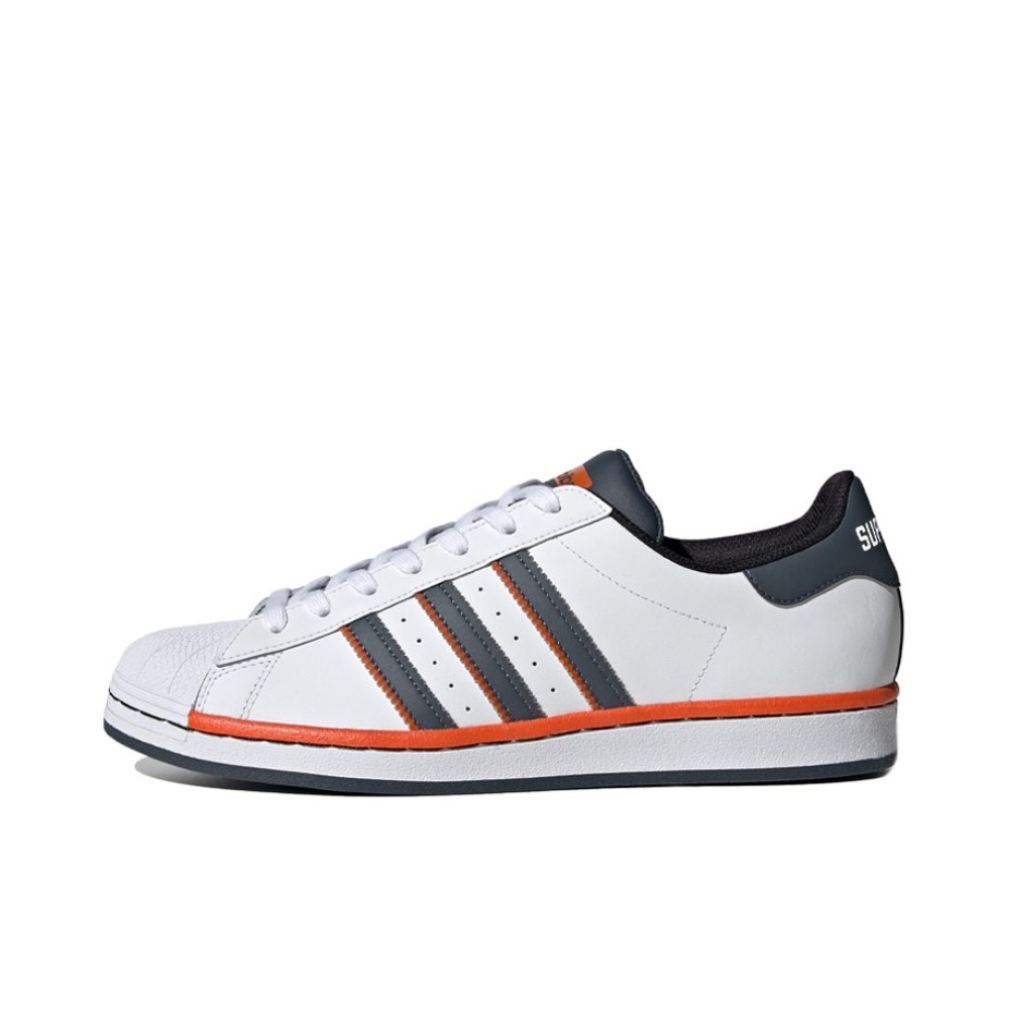 推荐商品：【宋雨琦同款】 adidas Originals Superstar 板鞋 轻便贝壳头薄底舒适百搭耐磨复古 白黑橙/白橙蓝色