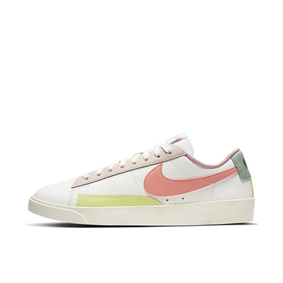 推荐商品：Nike Blazer 板鞋 经典复古防滑舒适百搭 白色/淡粉/浅绿