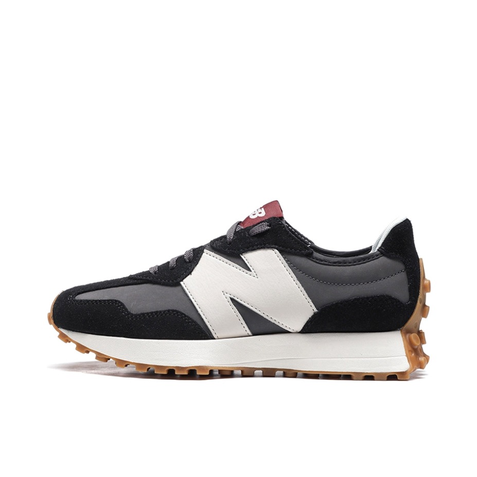 推荐商品：【IU同款】 New Balance 327 跑鞋 舒适复古防滑耐磨休闲透气减震拼接运动防水织物慢跑圆头 黑色/白色/棕色