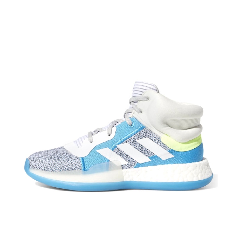 推荐商品：adidas Marquee Boost 篮球鞋 透气轻质缓震复古耐磨实战 Grey/Cloud White/Shock Cyan 白灰/蓝