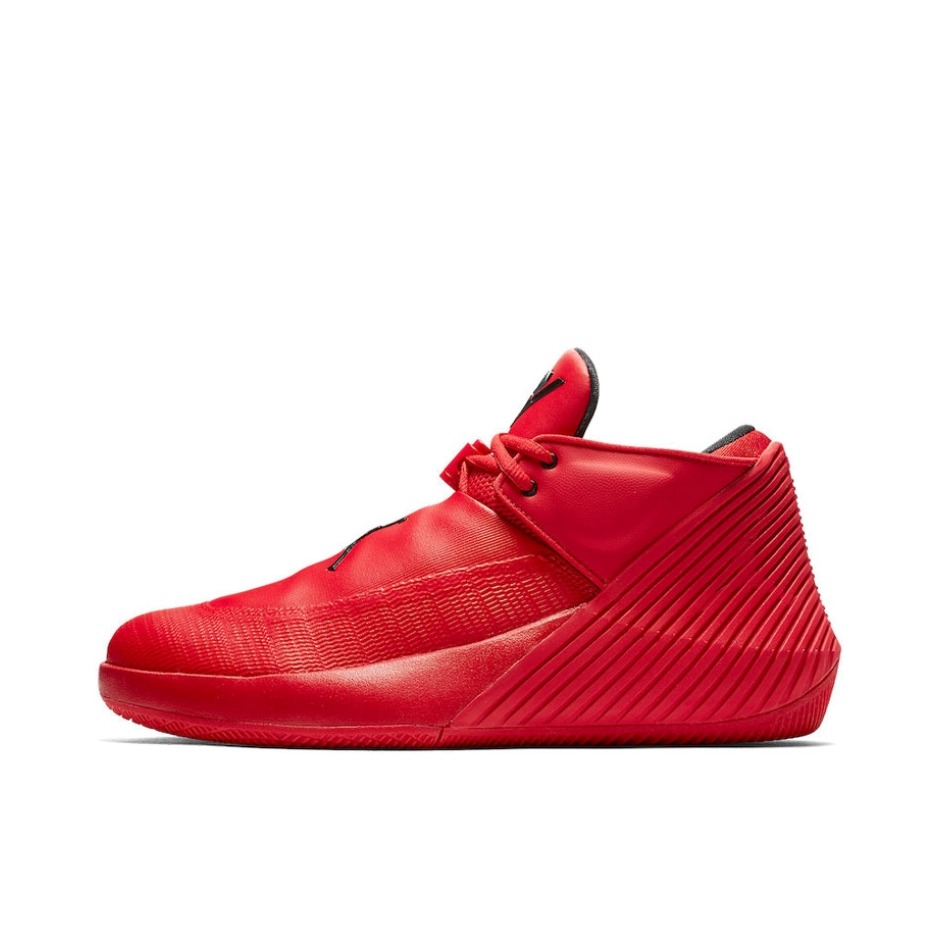 推荐商品：Jordan Why Not Zer0.1 篮球鞋 防滑耐磨轻便减震实战复古 University Red 大红Low