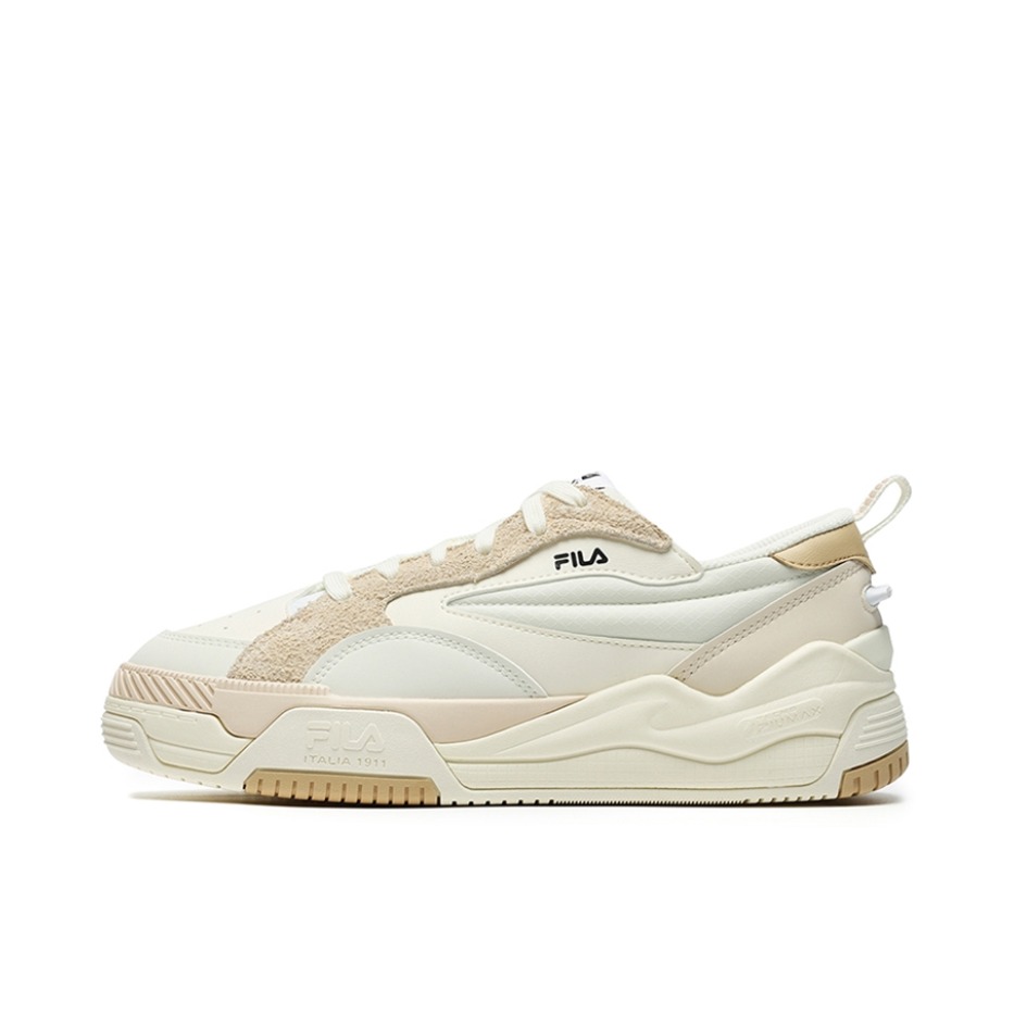 推荐商品：FILA/斐乐 Canestro 织物 轻便耐磨 防滑减震 合成革 复古时尚 板鞋 白色