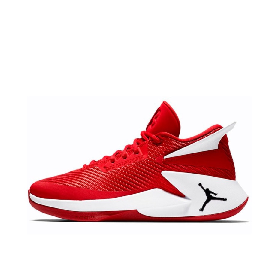 推荐商品：Jordan Fly Lockdown 篮球鞋 缓震耐磨防滑轻便实战 University Red/White 红白