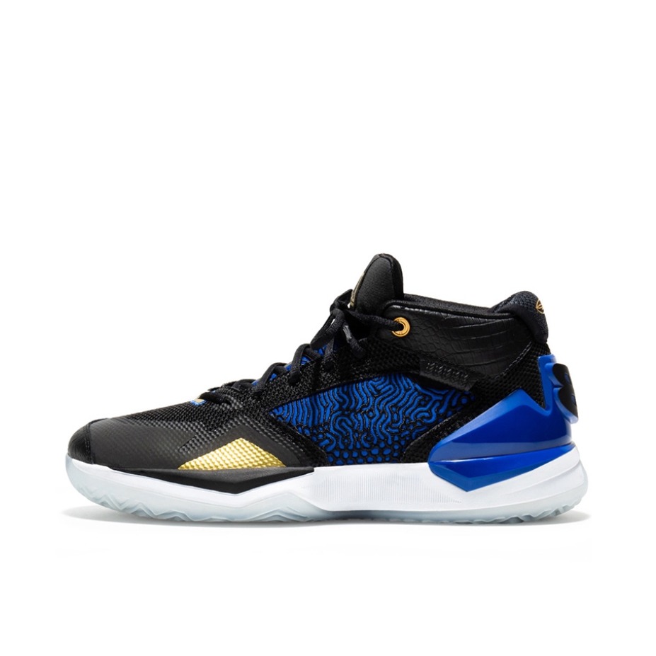 推荐商品：New Balance Kawhi 1 伦纳德1代 篮球鞋 复古时尚定支撑防滑耐磨舒适透气织物 4 Bounces 黑色/蓝色/金属金