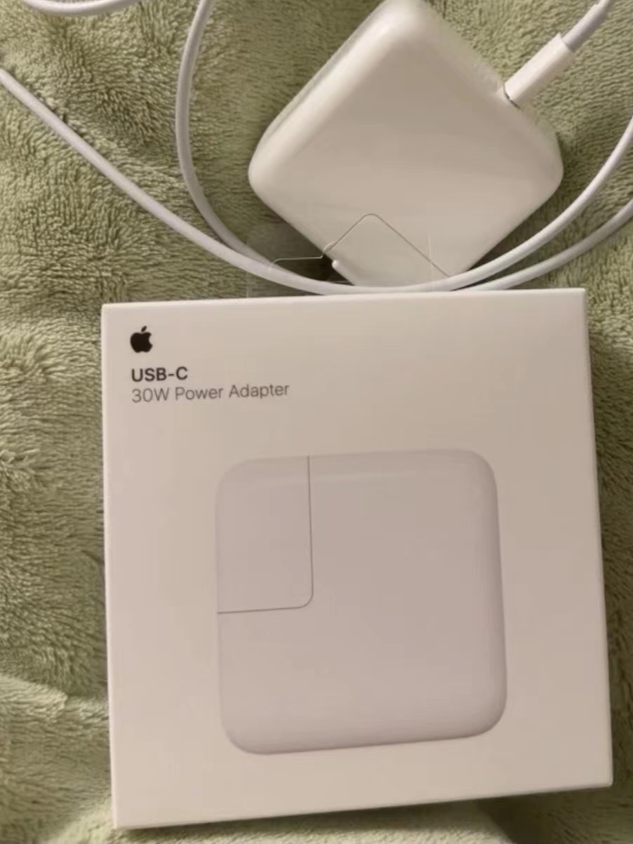 Apple/苹果 30W USB-C 接口充电器使用感受