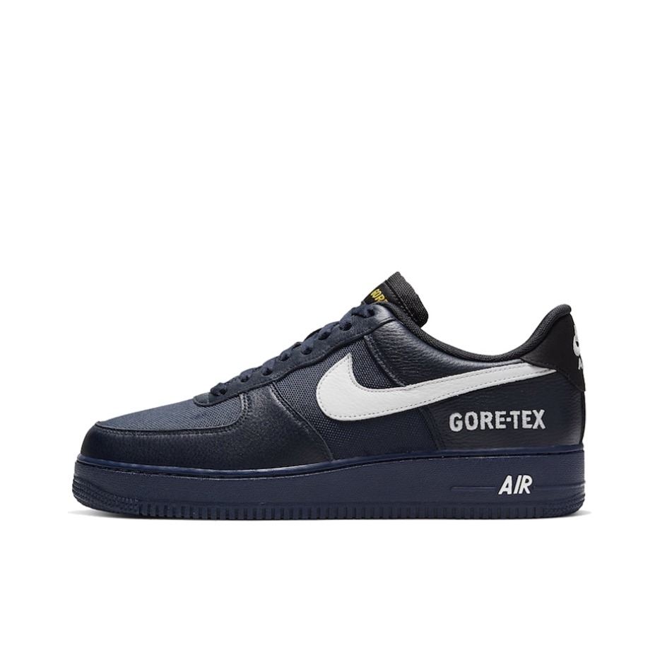 推荐商品：Nike Air Force 1 空军一号 板鞋 轻便舒适百搭耐磨防滑复古 Navy 低帮/Gore-Tex联名/深蓝