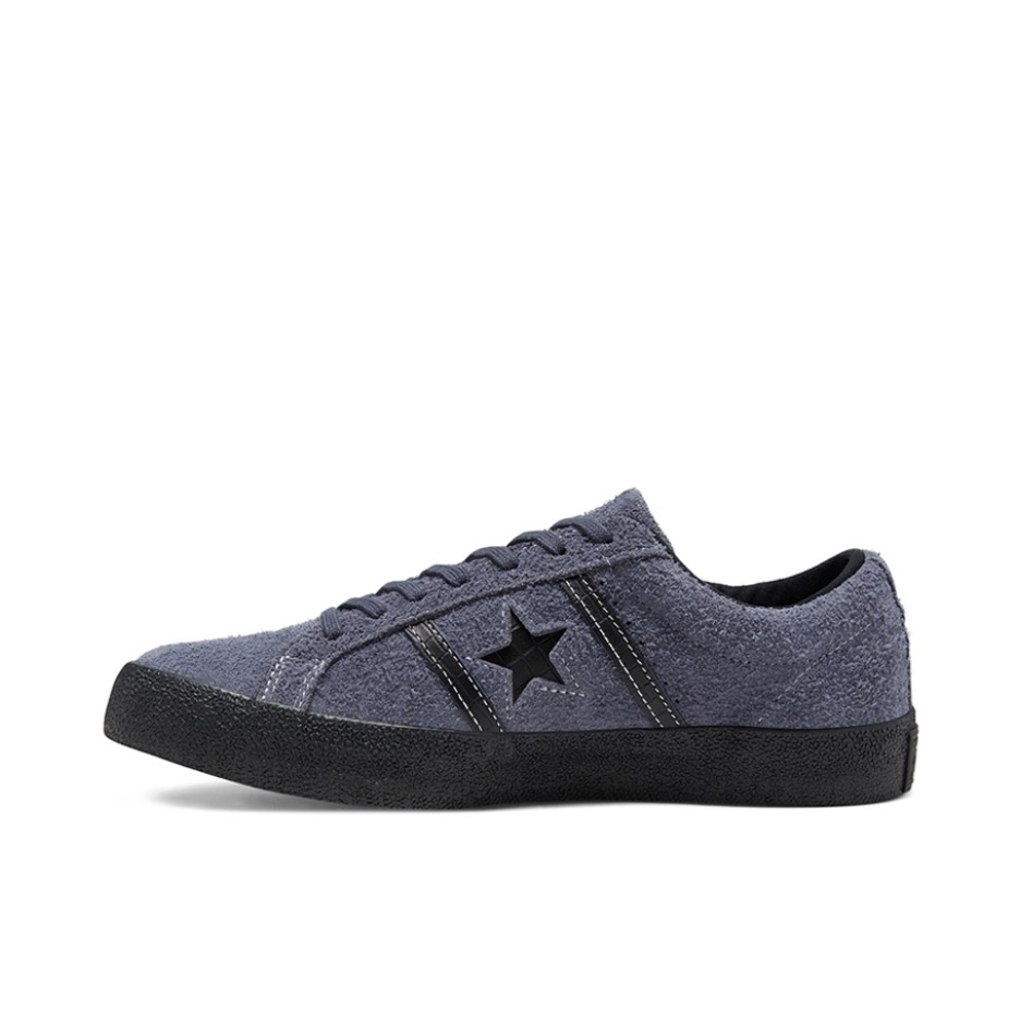 推荐商品：Converse/匡威 One Star 翻毛皮 防滑 复古 星星鞋 板鞋 狼灰麂皮