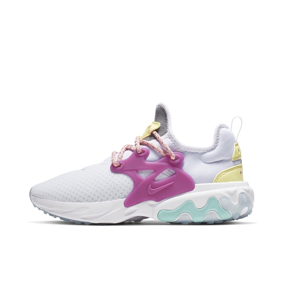 推荐商品：Nike React Presto 运动休闲鞋 透气防滑耐磨缓震回弹舒适轻便百搭 Purple/White 紫/白