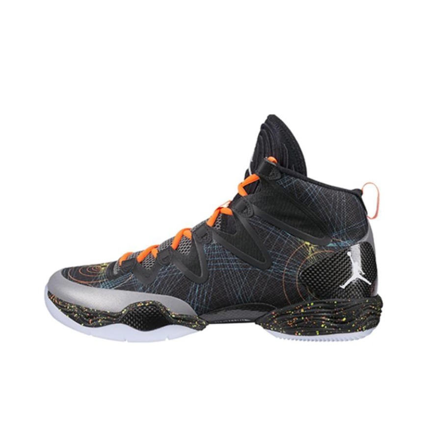 推荐商品：Air Jordan 28 篮球鞋 实战防滑耐磨舒适回弹轻便包裹性支撑简约 SE Christmas 圣诞节3M