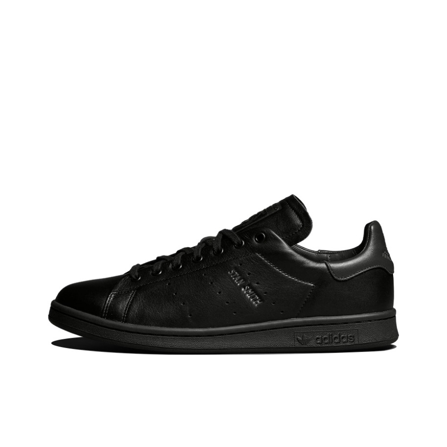 推荐商品：adidas Originals Stan Smith 板鞋 减震透气轻便低帮包裹性 纯黑/黑