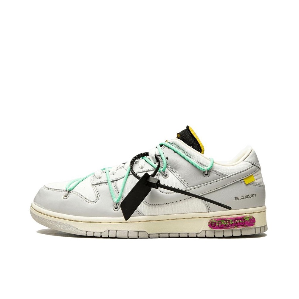 推荐商品：Nike Dunk 板鞋 经典复古百搭 NO.4 Off-White联名/NO.4/绿带/黑扣/灰白