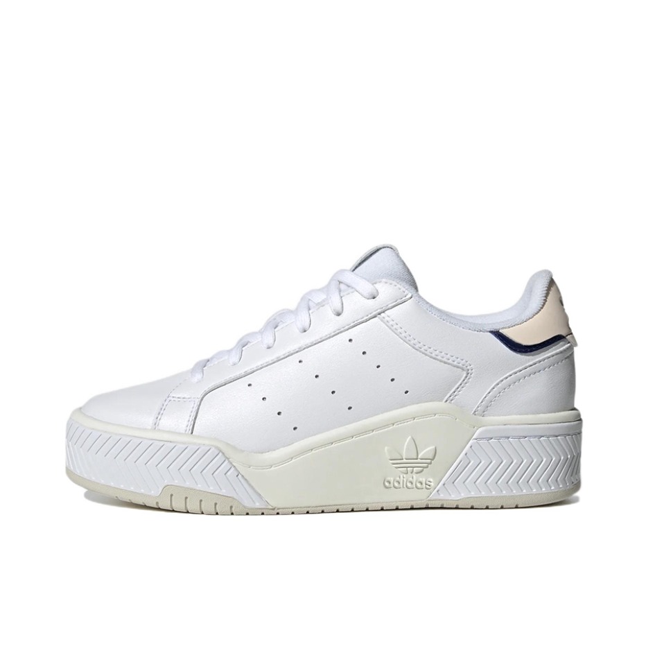 推荐商品：adidas Originals Court Tourino 板鞋 防滑耐磨轻便透气减震 白