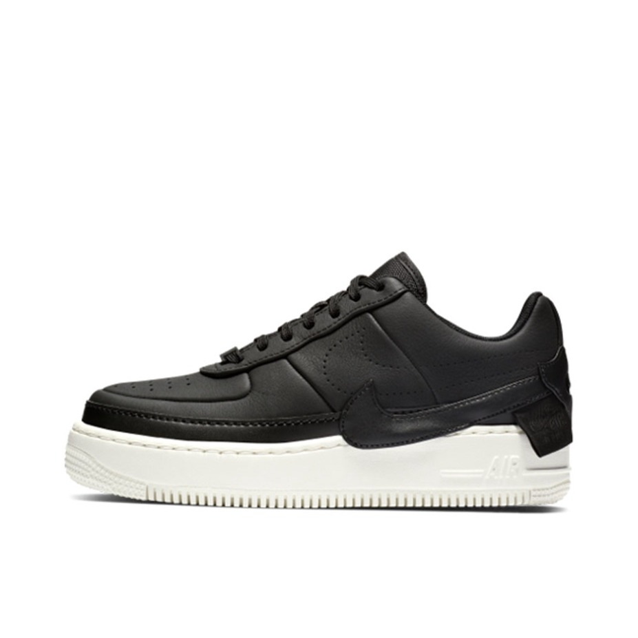 推荐商品：Nike Air Force 1 空军一号 板鞋 轻便舒适百搭耐磨防滑复古 Black/Sail 黑白双钩