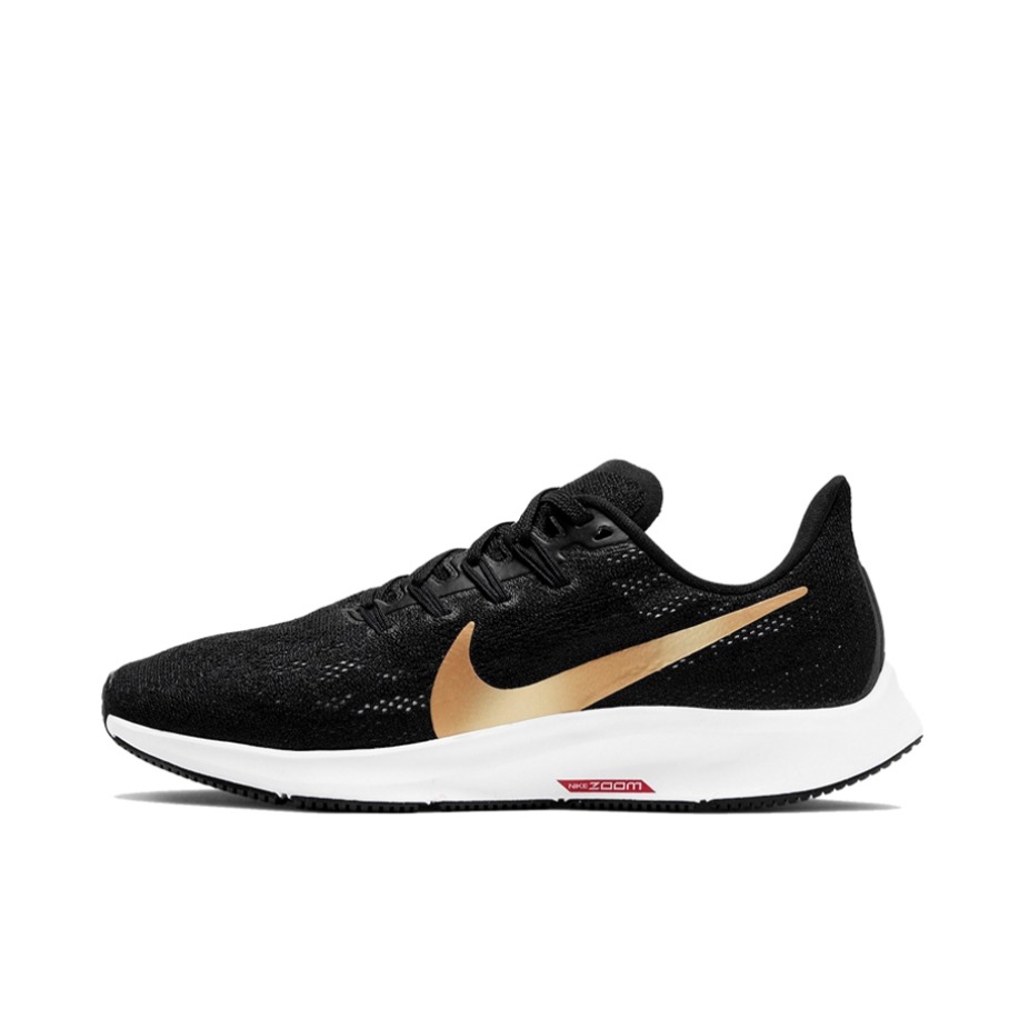 推荐商品：Nike Air Zoom Pegasus 36 跑鞋 缓震回弹网布透气防滑耐磨舒适轻便气垫织物支撑防水马拉松运动 Black/Gold 黑金