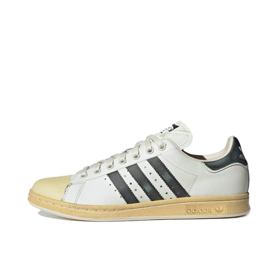 推荐商品：adidas Originals Stan Smith 板鞋 减震透气轻便低帮包裹性 Superstan 白黑贝壳头/50周年