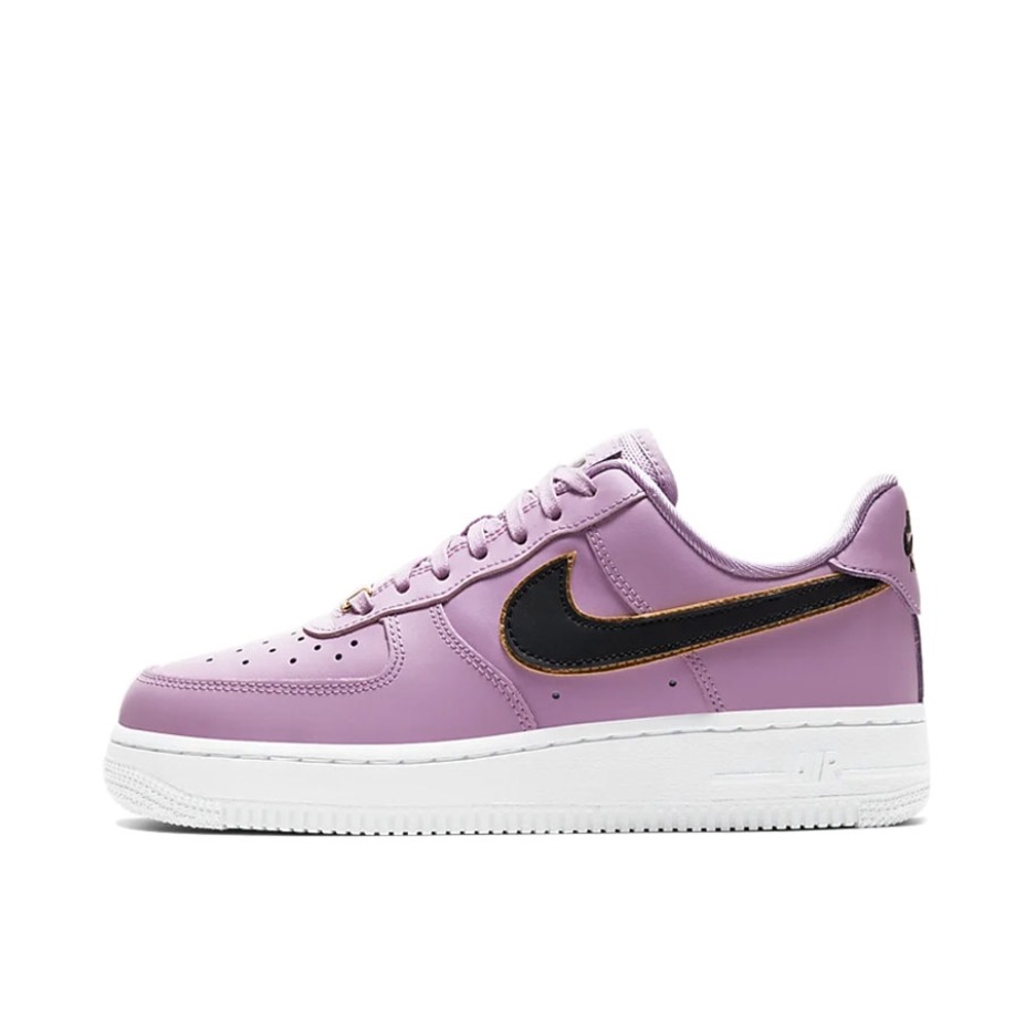 推荐商品：Nike Air Force 1 空军一号 板鞋 轻便舒适百搭耐磨防滑复古 Frosted Plum 霜紫红